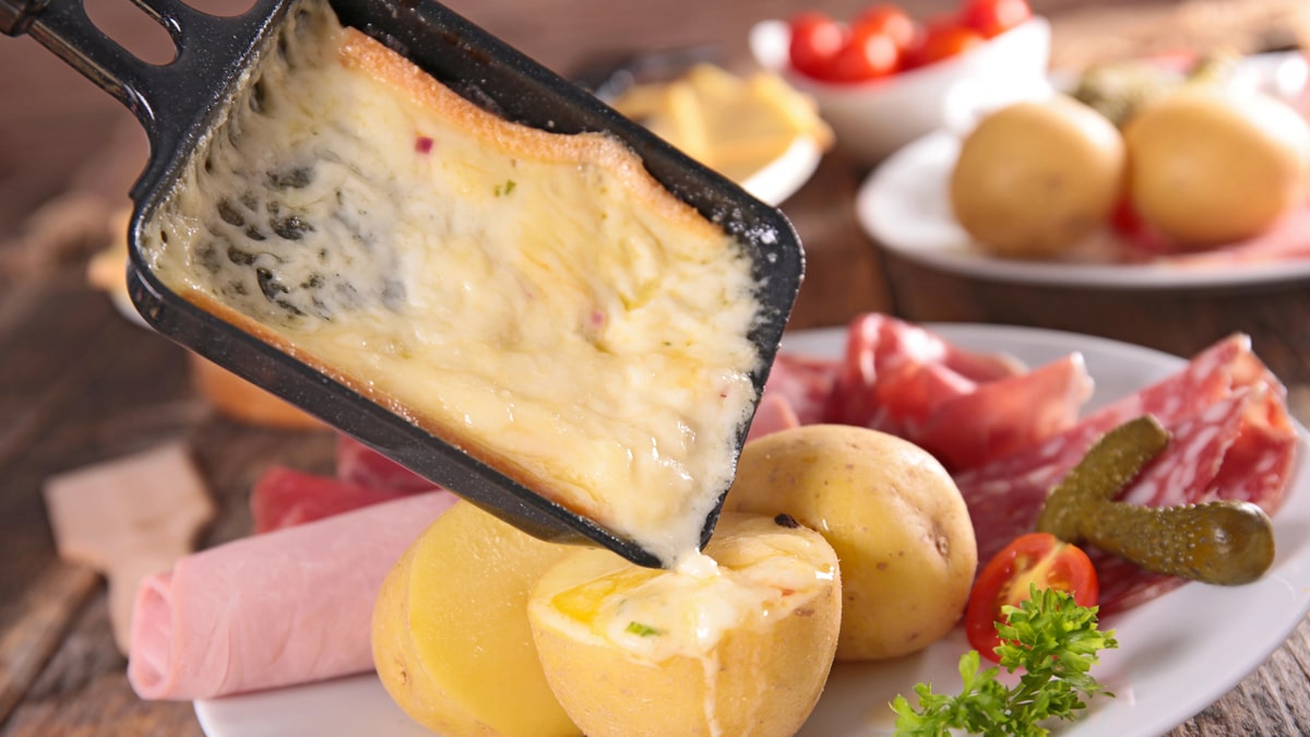 Ce fromage à raclette fait l’unanimité selon 60 Millions de consommateurs