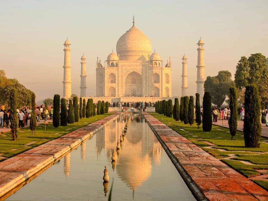 Vue matinale du monument du Taj Mahal, Inde